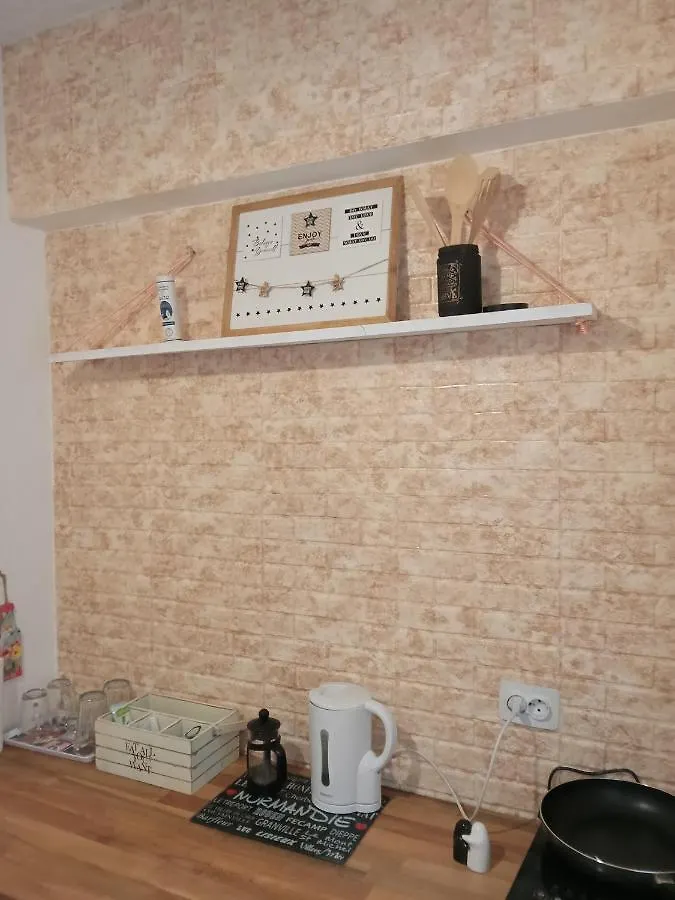 Apartment Yellow